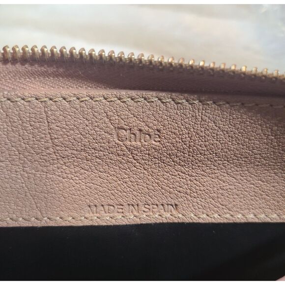 Chloe (Authentic) Pink Champagne Leather & Gold Bow Accent Zippy Long Wallet - Picture 8 of 11